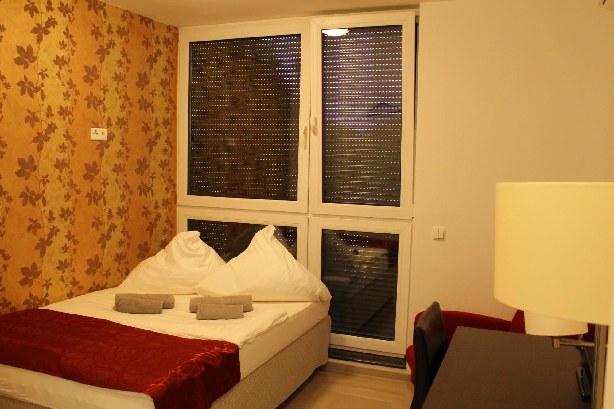 Momomotel - Self Check-In Hotel Am Stadion ケルン エクステリア 写真